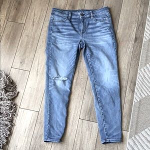 American Eagle Destroyed Jegging